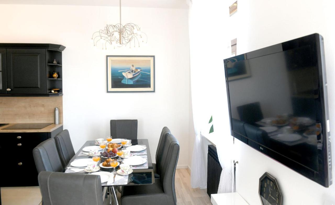 Divia Apartment Rijeka Luaran gambar