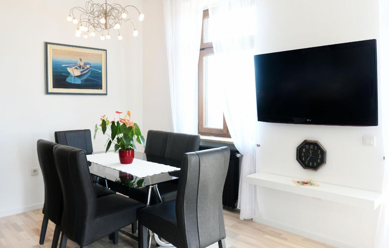 Divia Apartment Rijeka Luaran gambar
