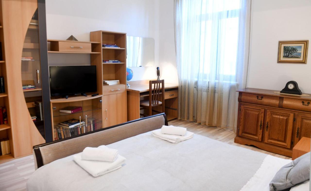 Divia Apartment Rijeka Luaran gambar