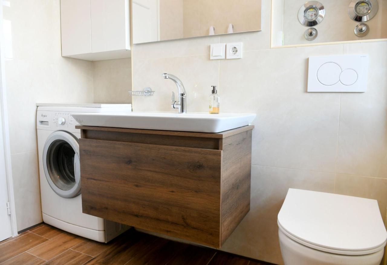 Divia Apartment Rijeka Luaran gambar